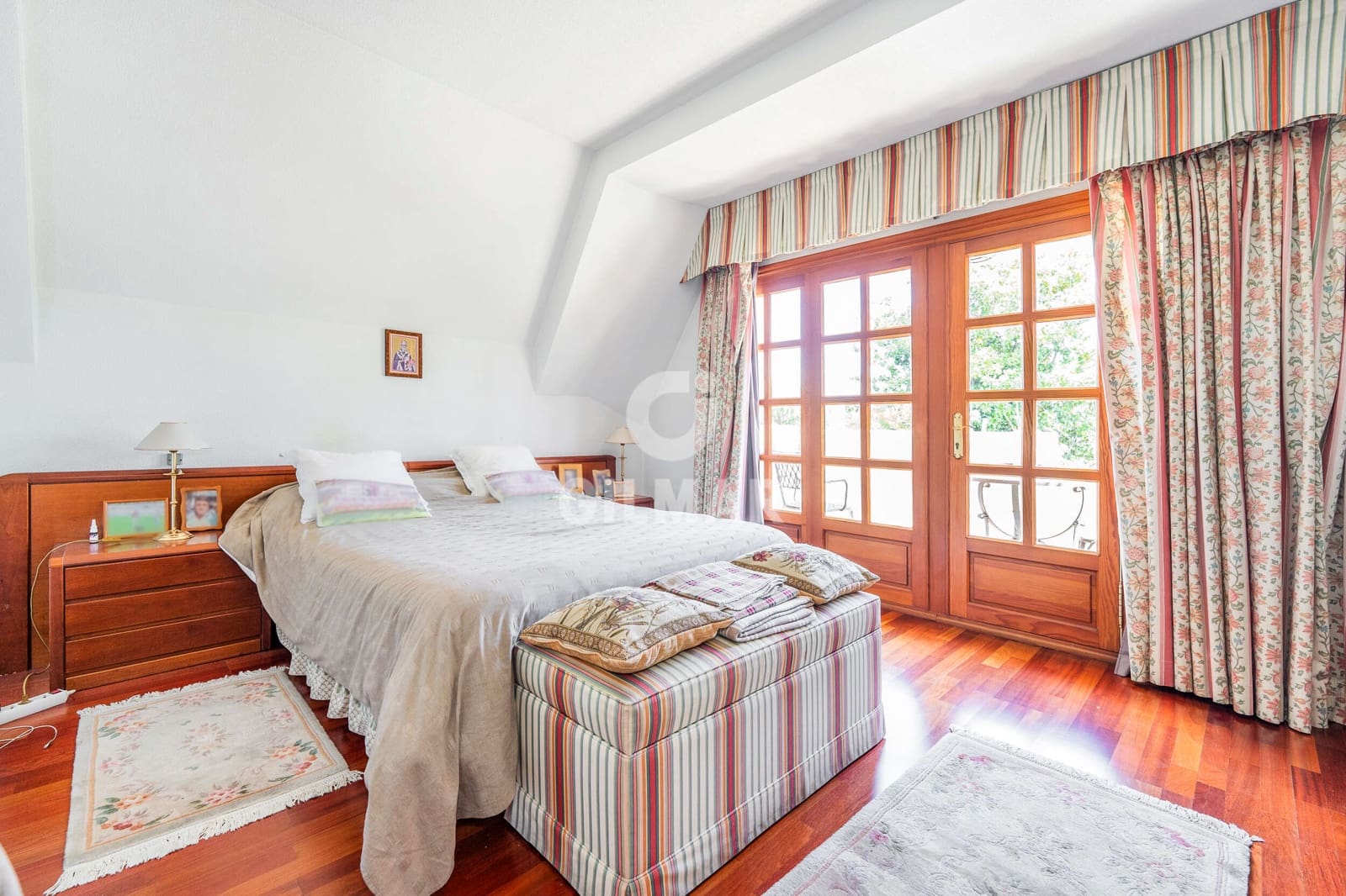 4 soveværelse Villa til salg i Madrid by med swimmingpool garage - € 1.950.000 (Ref: 9273189)