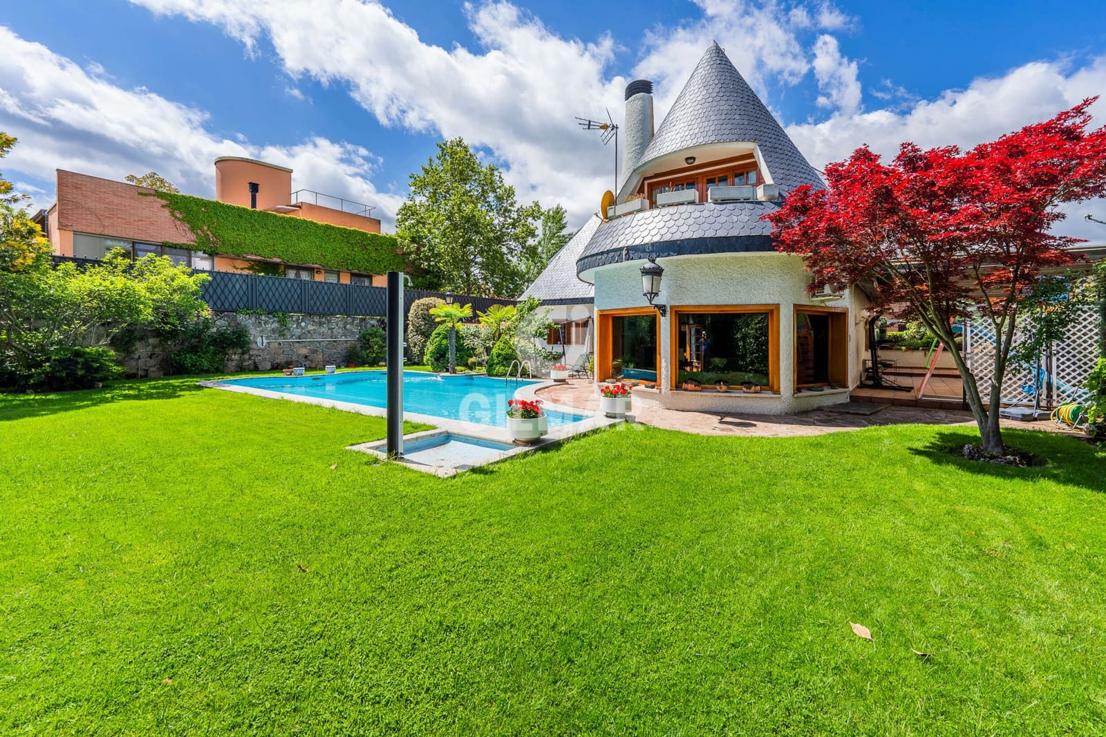 4 soveværelse Villa til salg i Madrid by med swimmingpool garage - € 1.950.000 (Ref: 9273189)