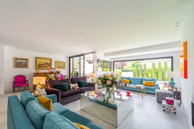 6 makuuhuone Rivitalo myytävänä paikassa Aravaca, Madrid kaupunki mukana uima-altaan 
autotalli - 2 100 000 € (Ref: 9273190)