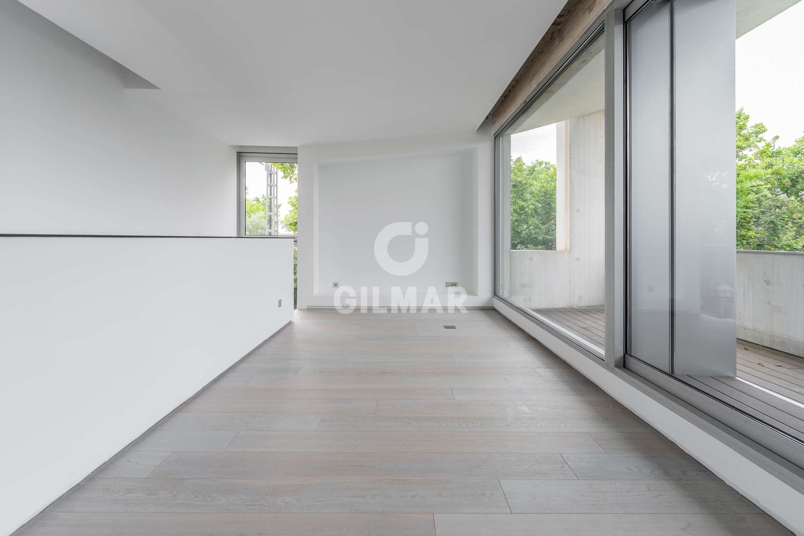 6 bedroom Villa for sale in Madrid city with pool garage - € 3,100,000 (Ref: 9273191)