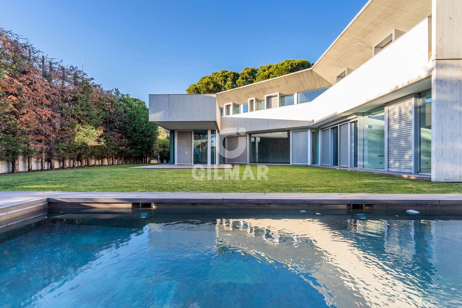 6 bedroom Villa for sale in Madrid city with pool garage - € 3,100,000 (Ref: 9273191)