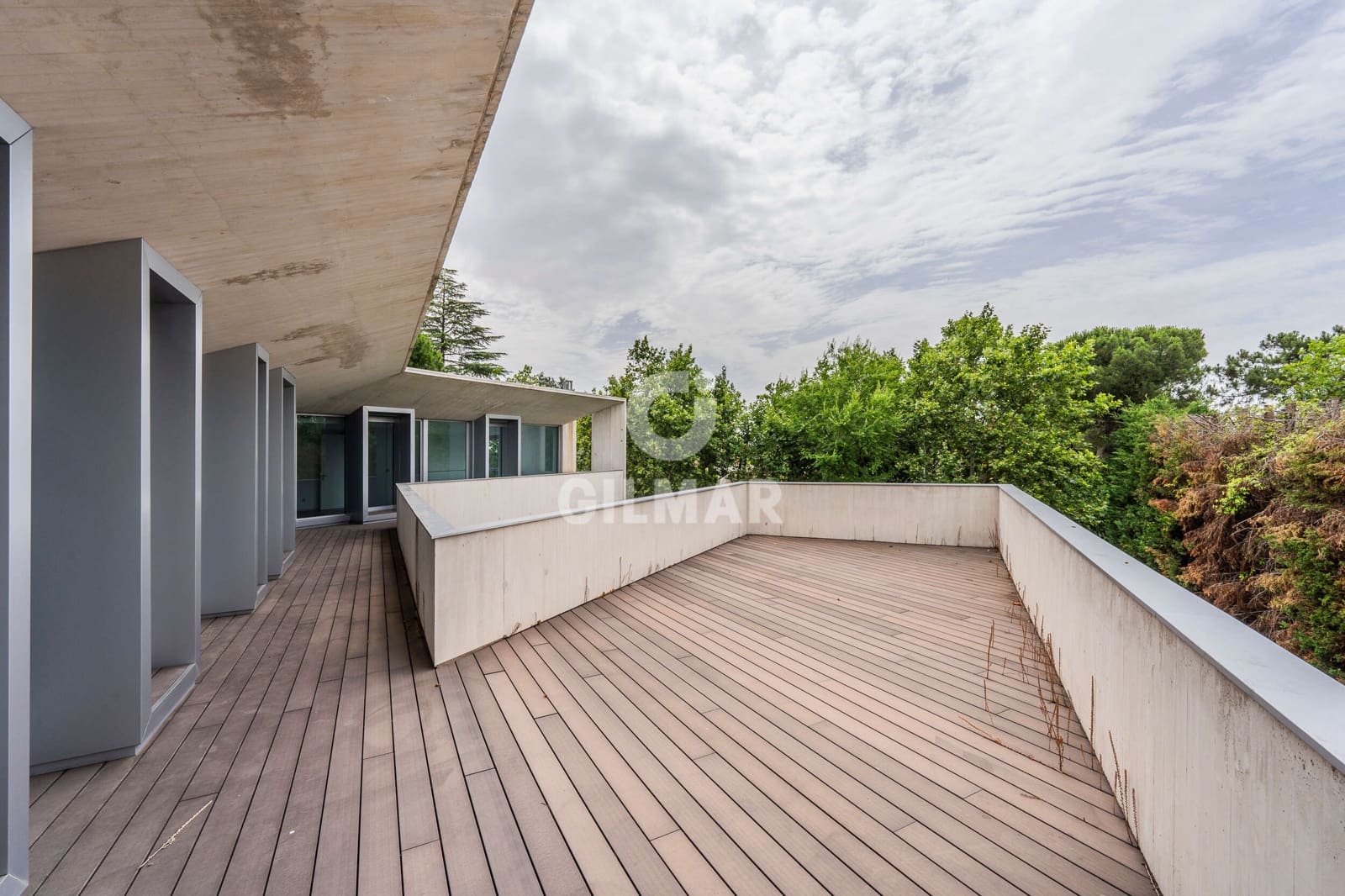 6 bedroom Villa for sale in Madrid city with pool garage - € 3,100,000 (Ref: 9273191)