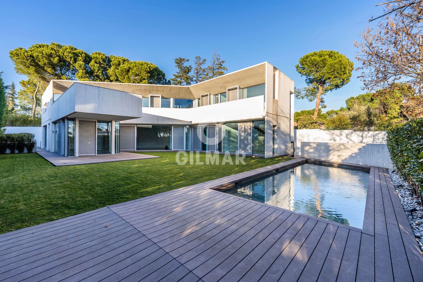 6 bedroom Villa for sale in Madrid city with pool garage - € 3,100,000 (Ref: 9273191)