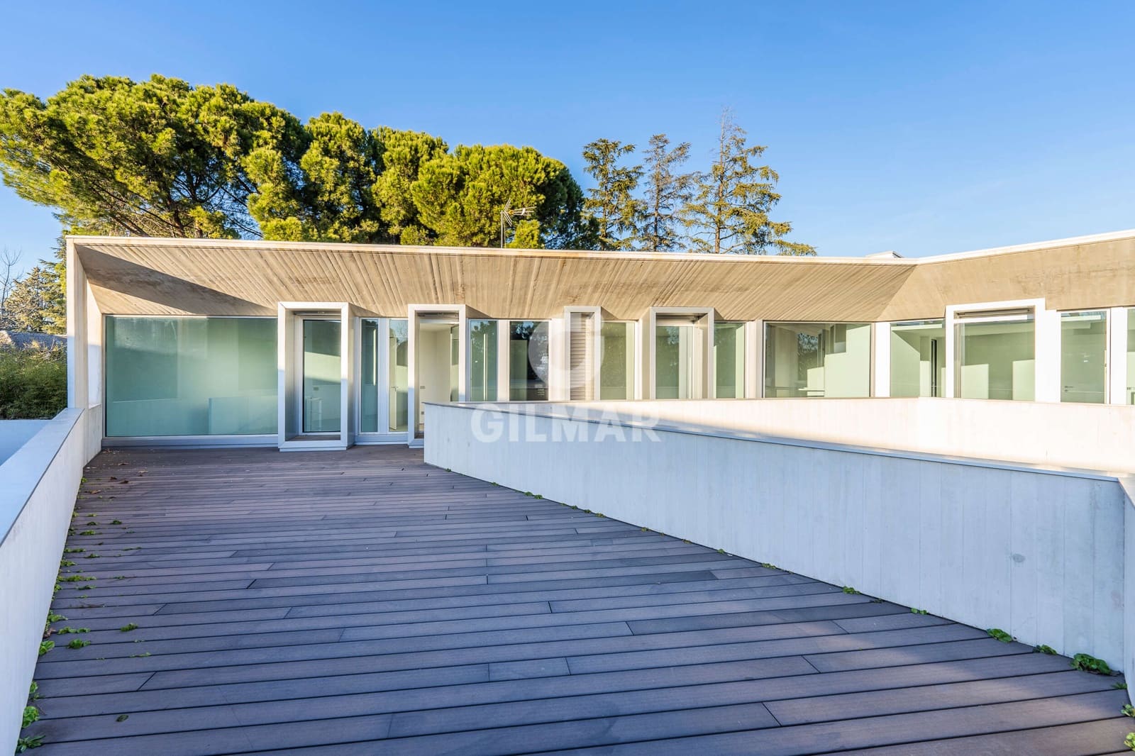 6 bedroom Villa for sale in Madrid city with pool garage - € 3,100,000 (Ref: 9273191)