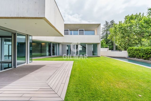 6 bedroom Villa for sale in Aravaca, Madrid city with pool garage - € 3,100,000 (Ref: 9273191)