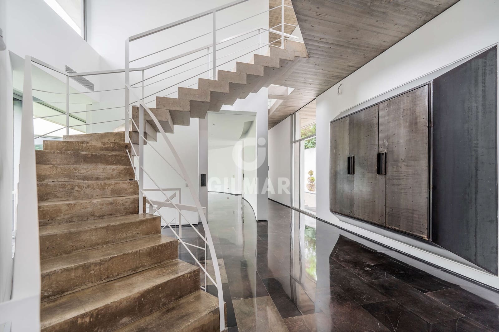 6 bedroom Villa for sale in Madrid city with pool garage - € 3,100,000 (Ref: 9273191)