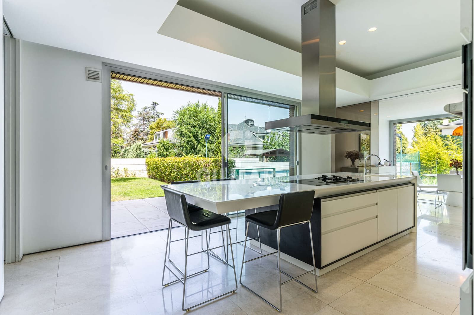 9 bedroom Villa for sale in Madrid city with pool garage - € 9,000,000 (Ref: 9273195)