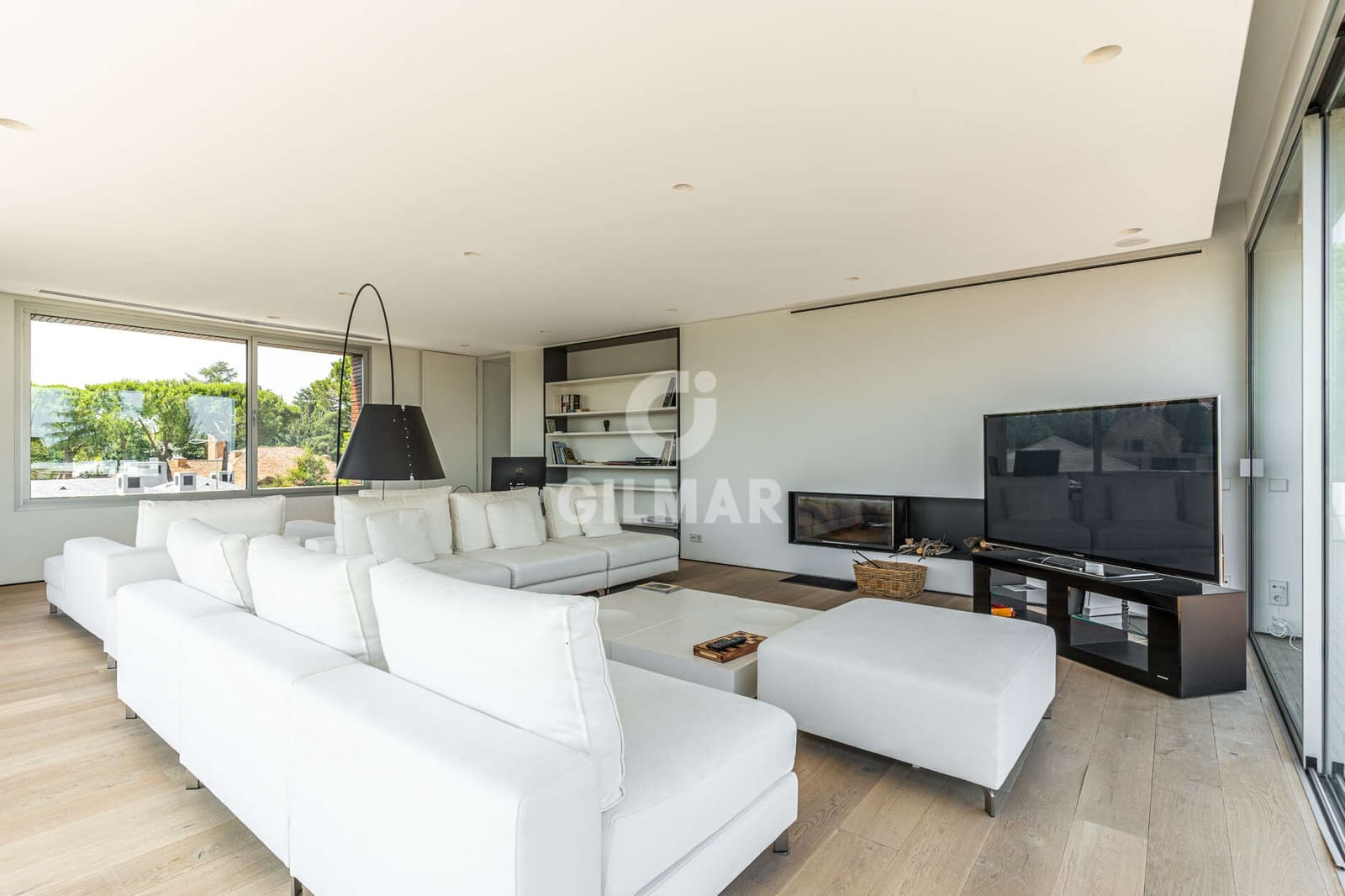 9 bedroom Villa for sale in Madrid city with pool garage - € 9,000,000 (Ref: 9273195)