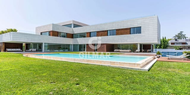 9 bedroom Villa for sale in El Pardo, Madrid city with pool garage - € 9,000,000 (Ref: 9273195)