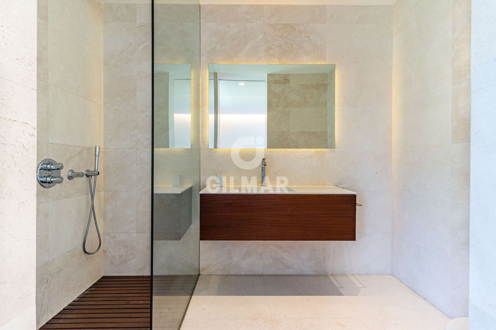 9 bedroom Villa for sale in Madrid city with pool garage - € 9,000,000 (Ref: 9273195)