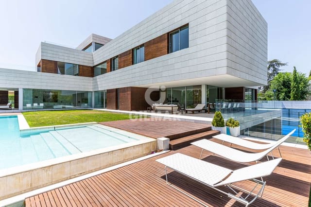 9 bedroom Villa for sale in El Pardo, Madrid city with pool garage - € 9,000,000 (Ref: 9273195)