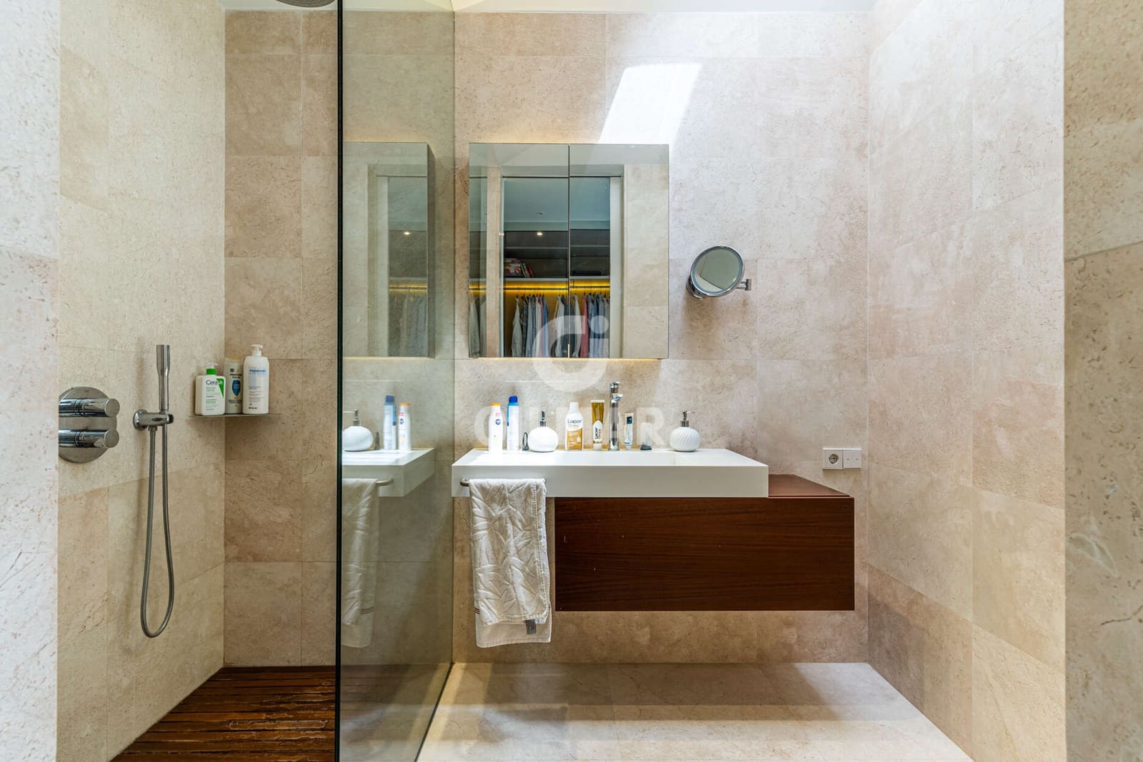 9 bedroom Villa for sale in Madrid city with pool garage - € 9,000,000 (Ref: 9273195)