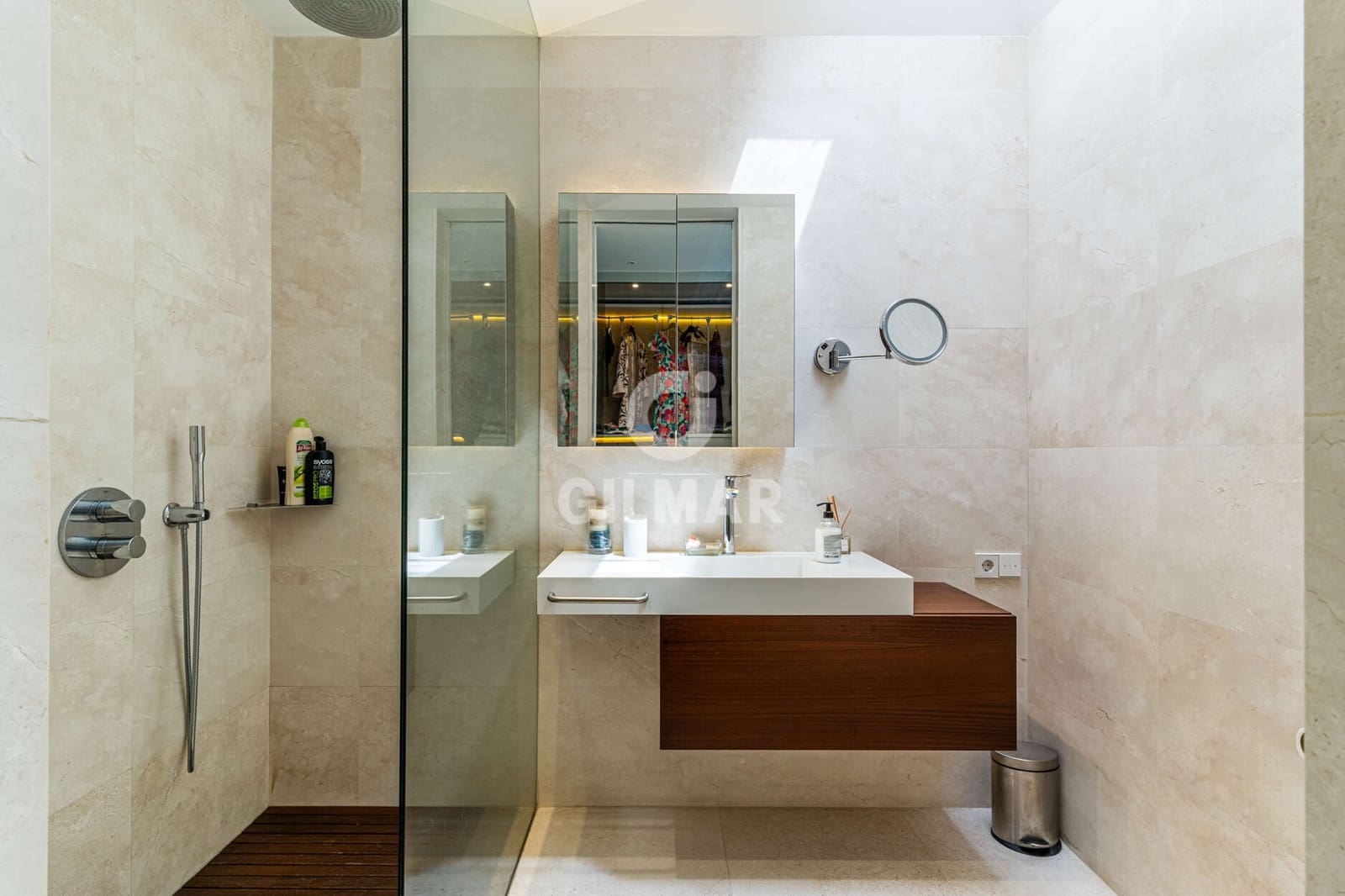 9 bedroom Villa for sale in Madrid city with pool garage - € 9,000,000 (Ref: 9273195)