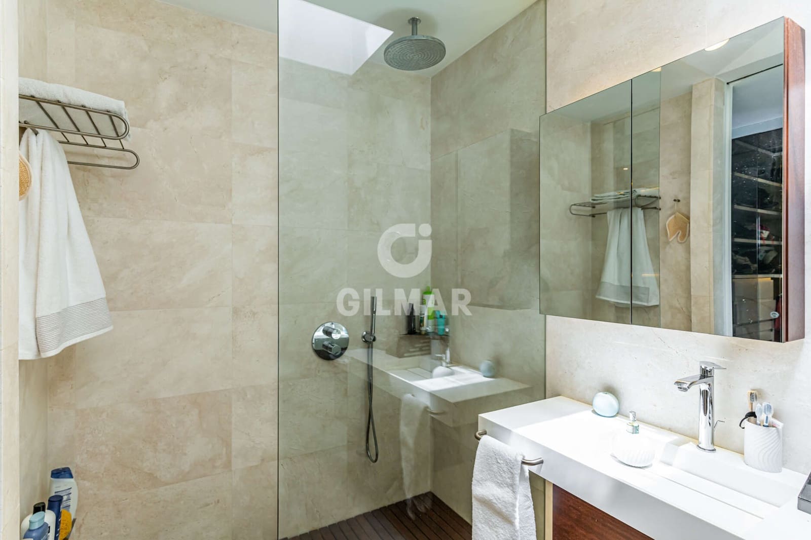 9 bedroom Villa for sale in Madrid city with pool garage - € 9,000,000 (Ref: 9273195)