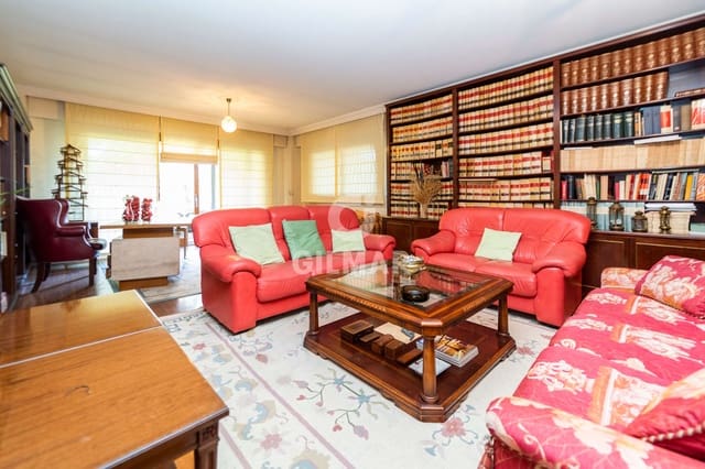 5 soveværelse Villa til salg i La Moraleja, Alcobendas med garage - € 4.375.000 (Ref: 9273196)