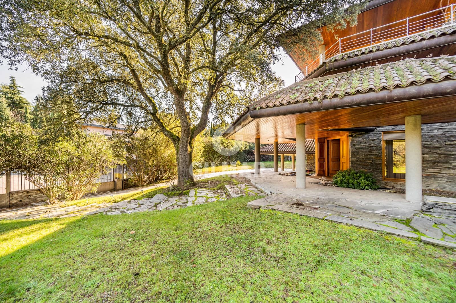 5 soveværelse Villa til salg i La Moraleja med garage - € 4.375.000 (Ref: 9273196)