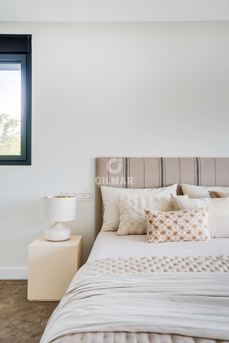 6 bedroom Villa for sale in La Moraleja with pool - € 7,200,000 (Ref: 9273197)