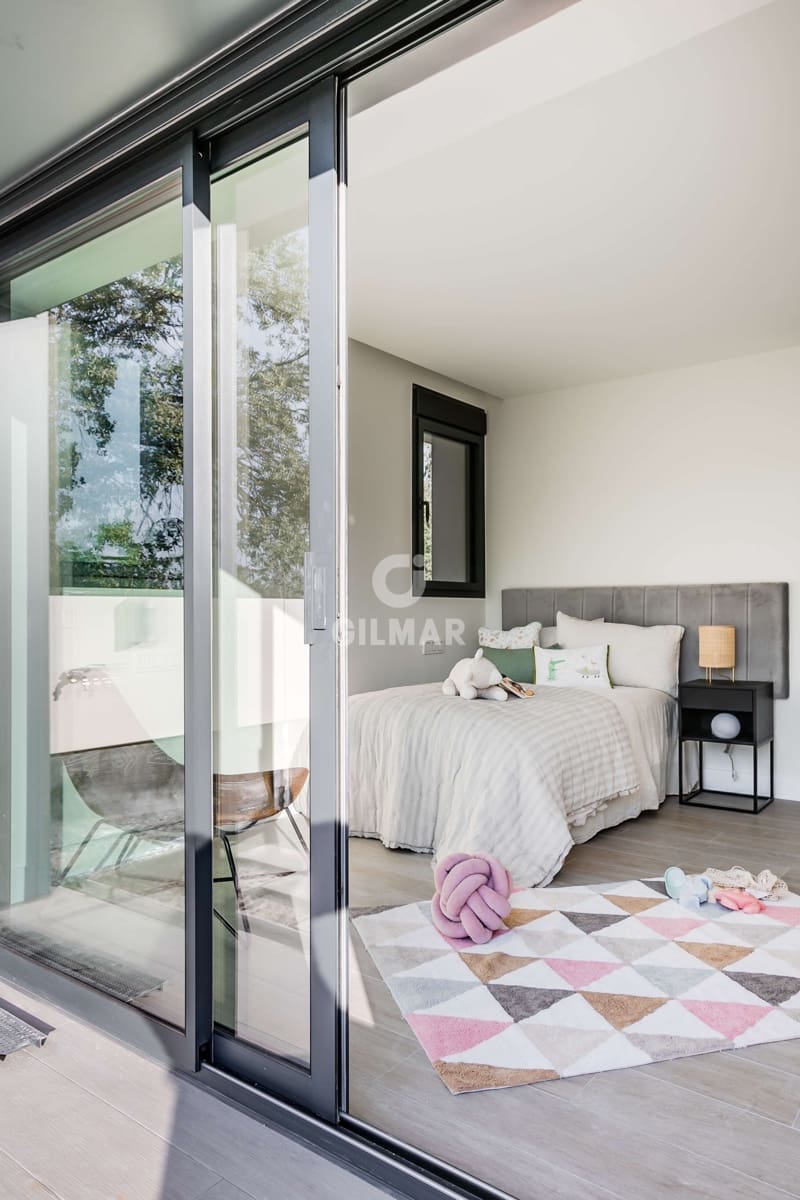 6 bedroom Villa for sale in La Moraleja with pool - € 7,200,000 (Ref: 9273197)