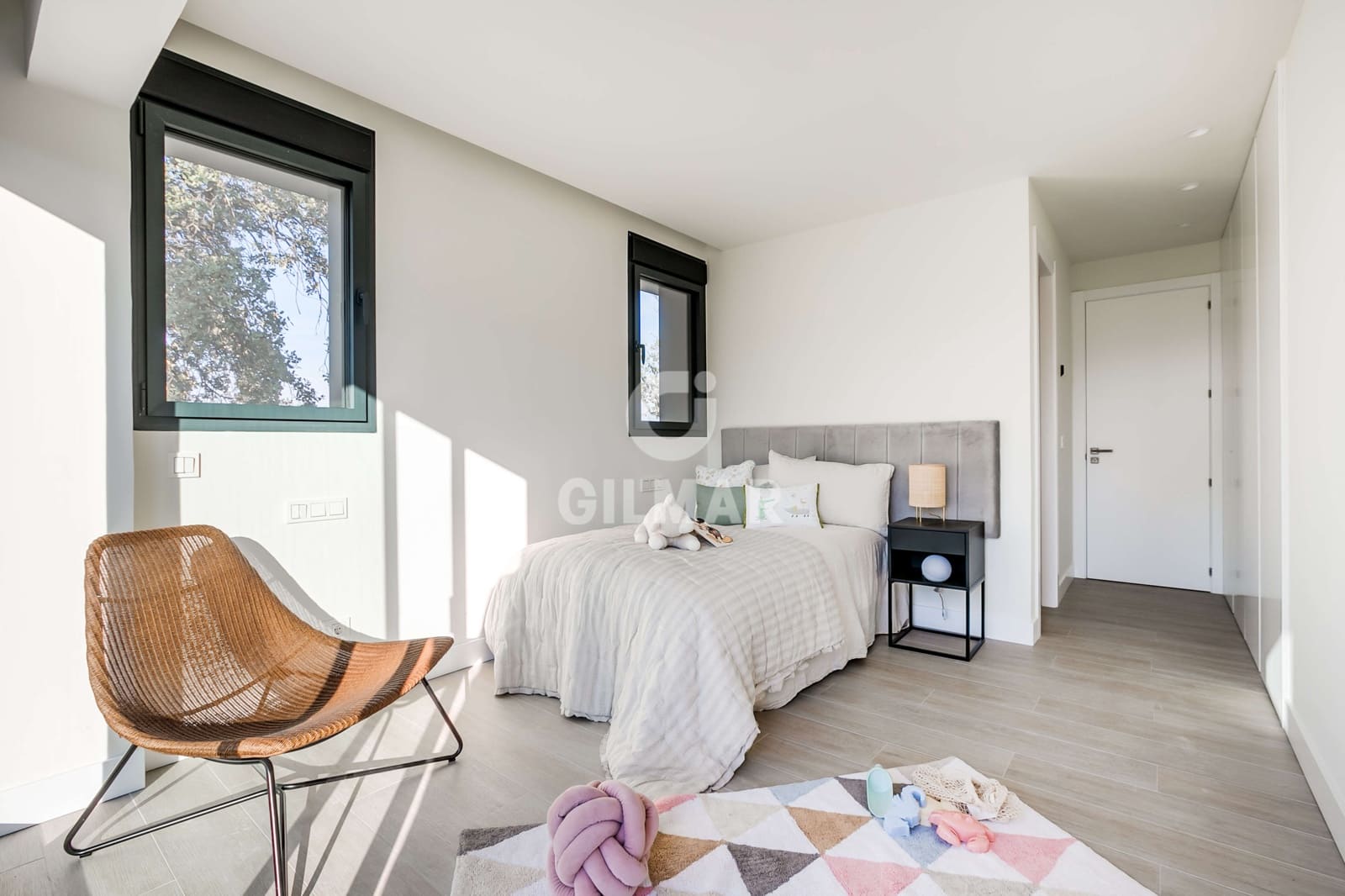 6 bedroom Villa for sale in La Moraleja with pool - € 7,200,000 (Ref: 9273197)