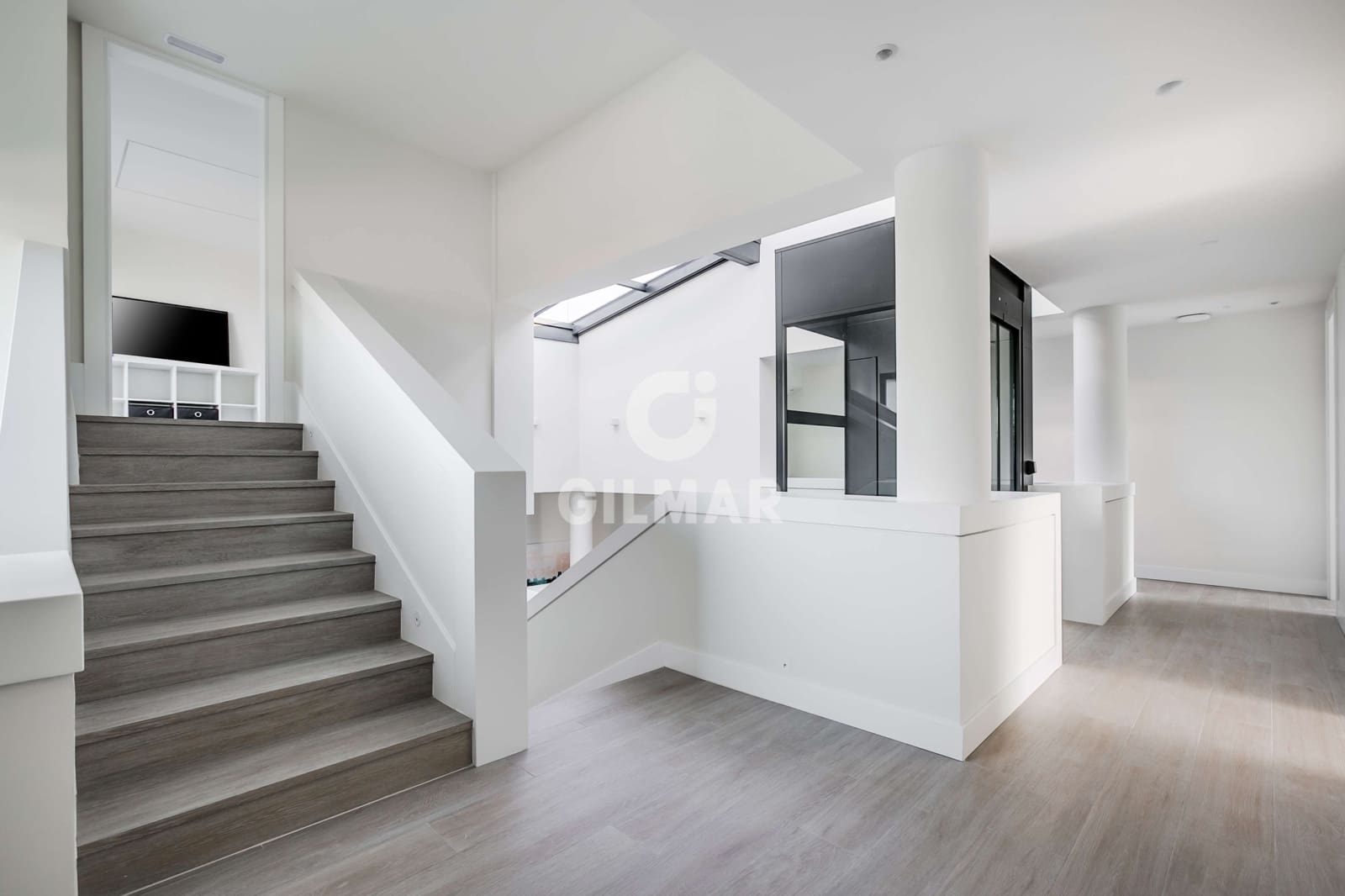 6 bedroom Villa for sale in La Moraleja with pool - € 7,200,000 (Ref: 9273197)