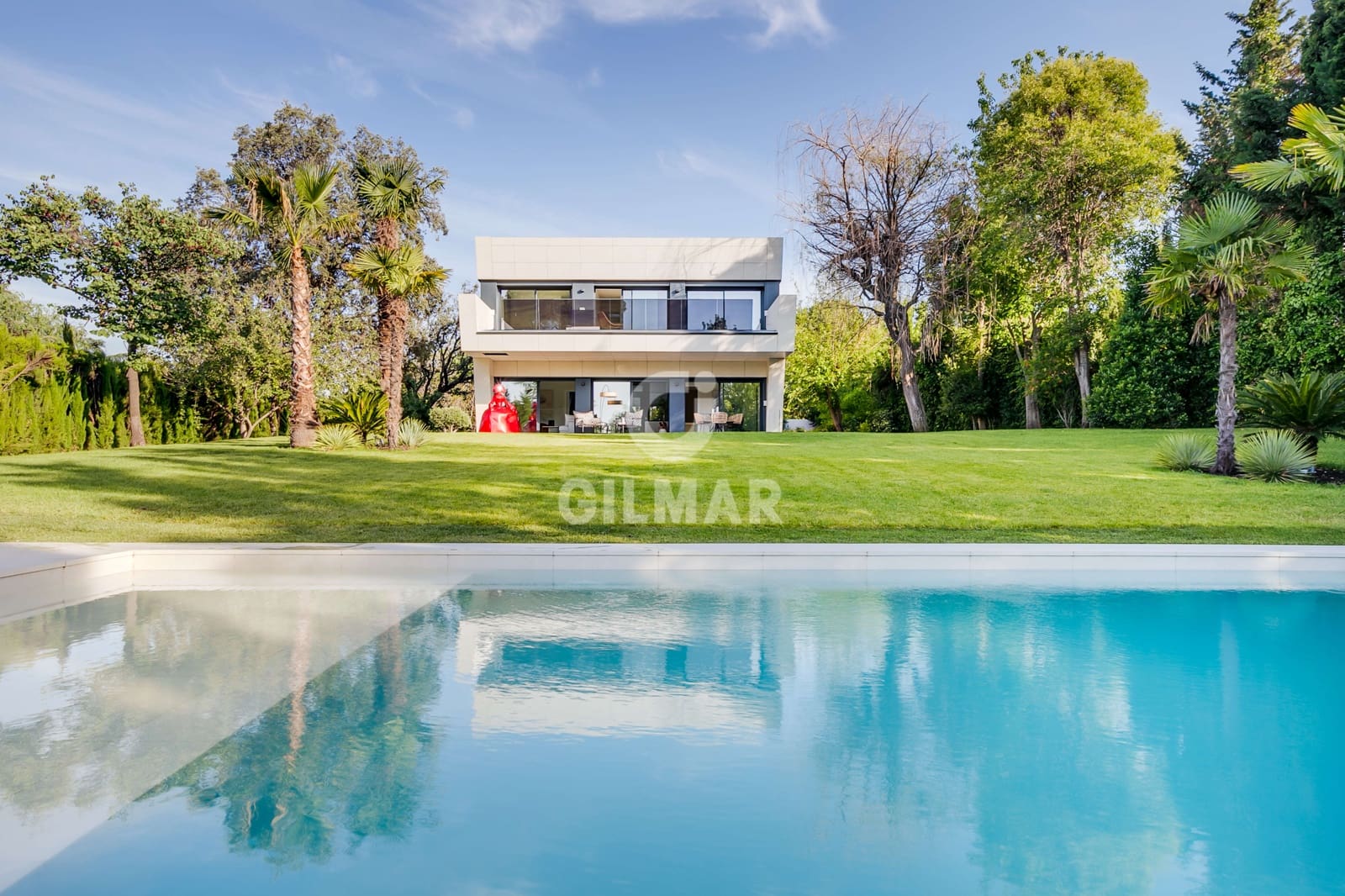 6 bedroom Villa for sale in La Moraleja with pool - € 7,200,000 (Ref: 9273197)