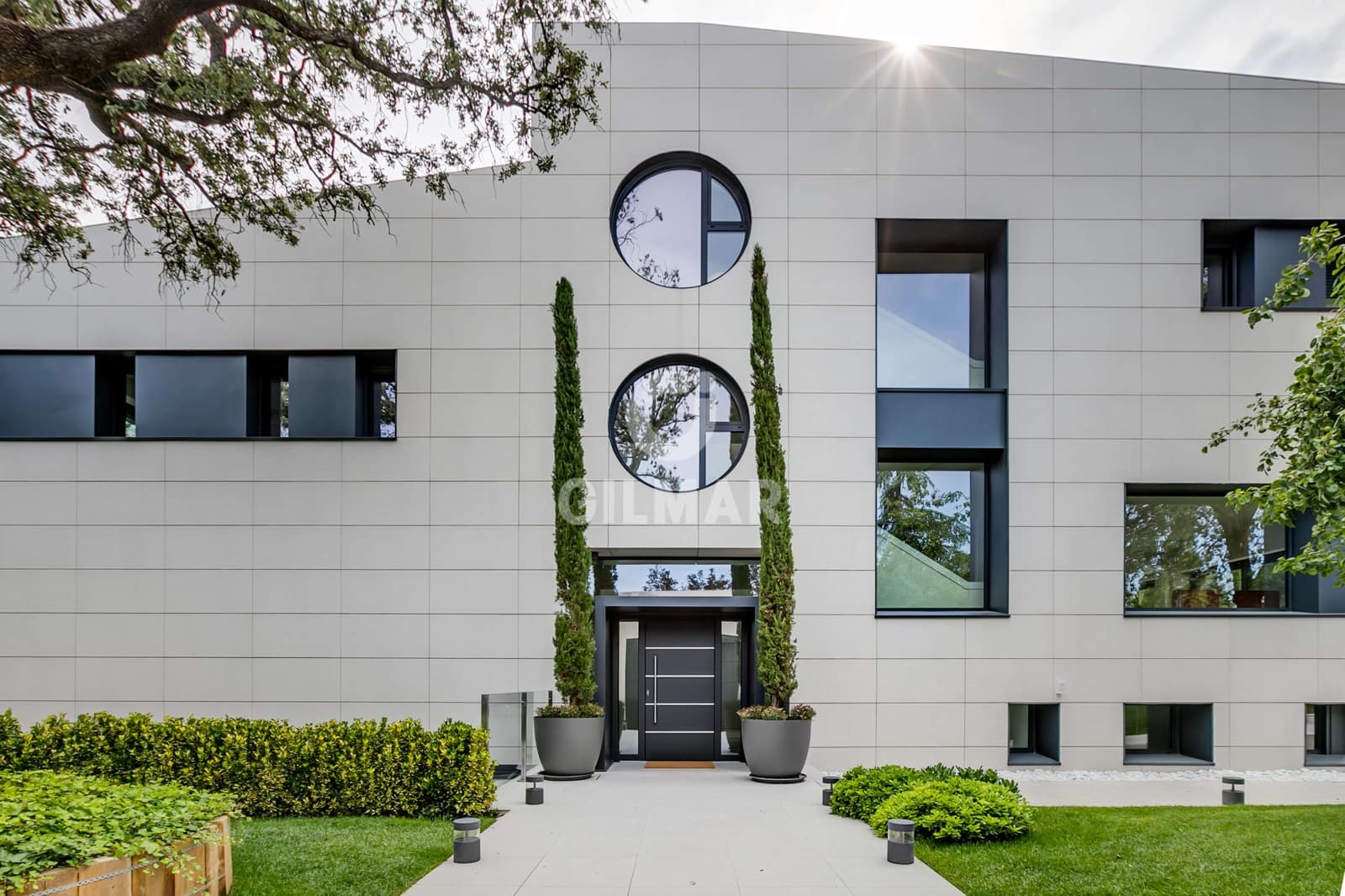 6 bedroom Villa for sale in La Moraleja with pool - € 7,200,000 (Ref: 9273197)