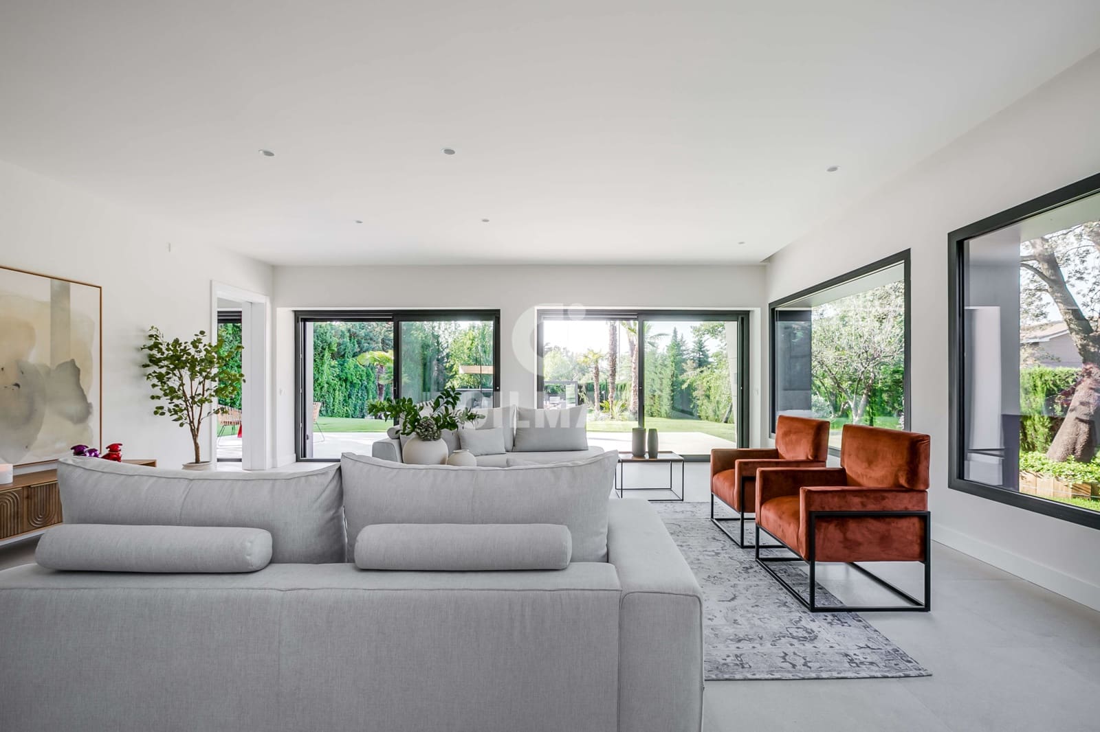 6 bedroom Villa for sale in La Moraleja with pool - € 7,200,000 (Ref: 9273197)