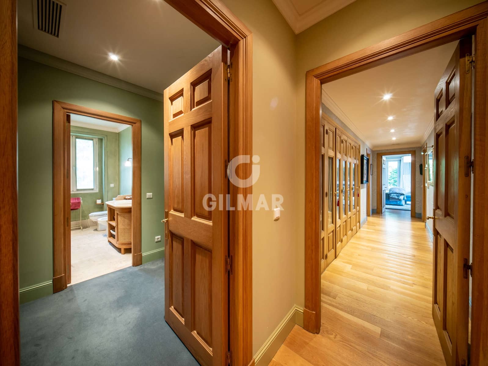 8 Zimmer Villa zu verkaufen in La Moraleja mit Pool Garage - 15.000.000 € (Ref: 9273199)