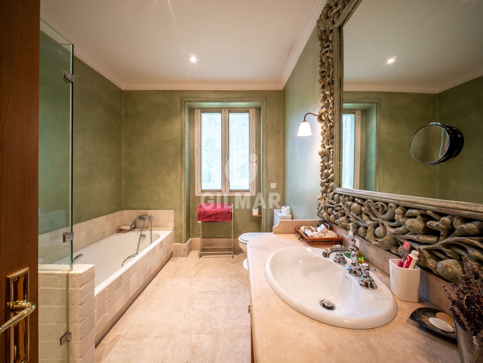 8 Zimmer Villa zu verkaufen in La Moraleja mit Pool Garage - 15.000.000 € (Ref: 9273199)