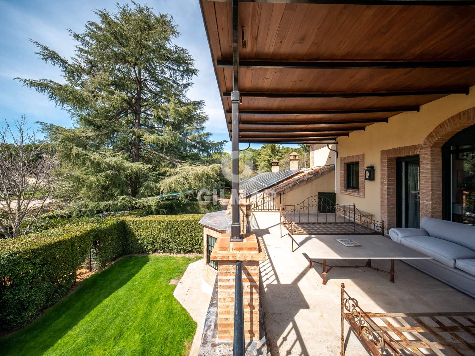 8 Zimmer Villa zu verkaufen in La Moraleja mit Pool Garage - 15.000.000 € (Ref: 9273199)