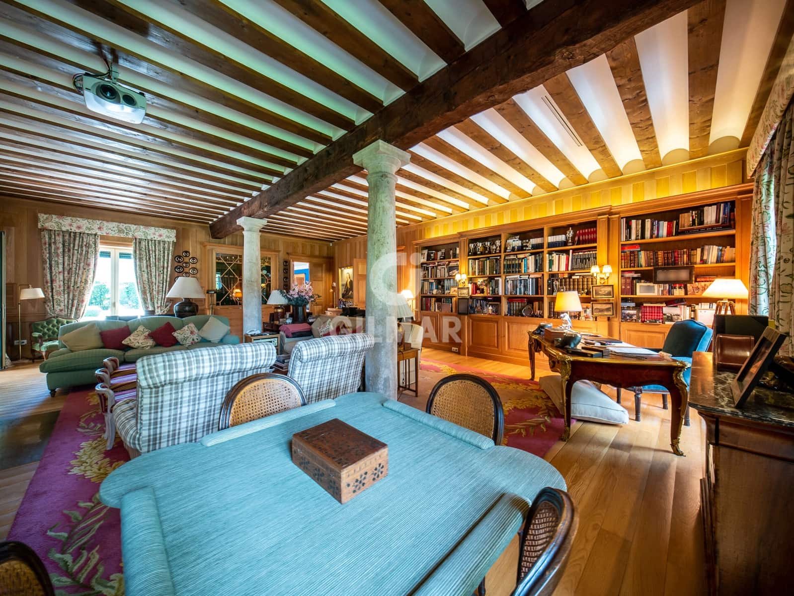 8 Zimmer Villa zu verkaufen in La Moraleja mit Pool Garage - 15.000.000 € (Ref: 9273199)