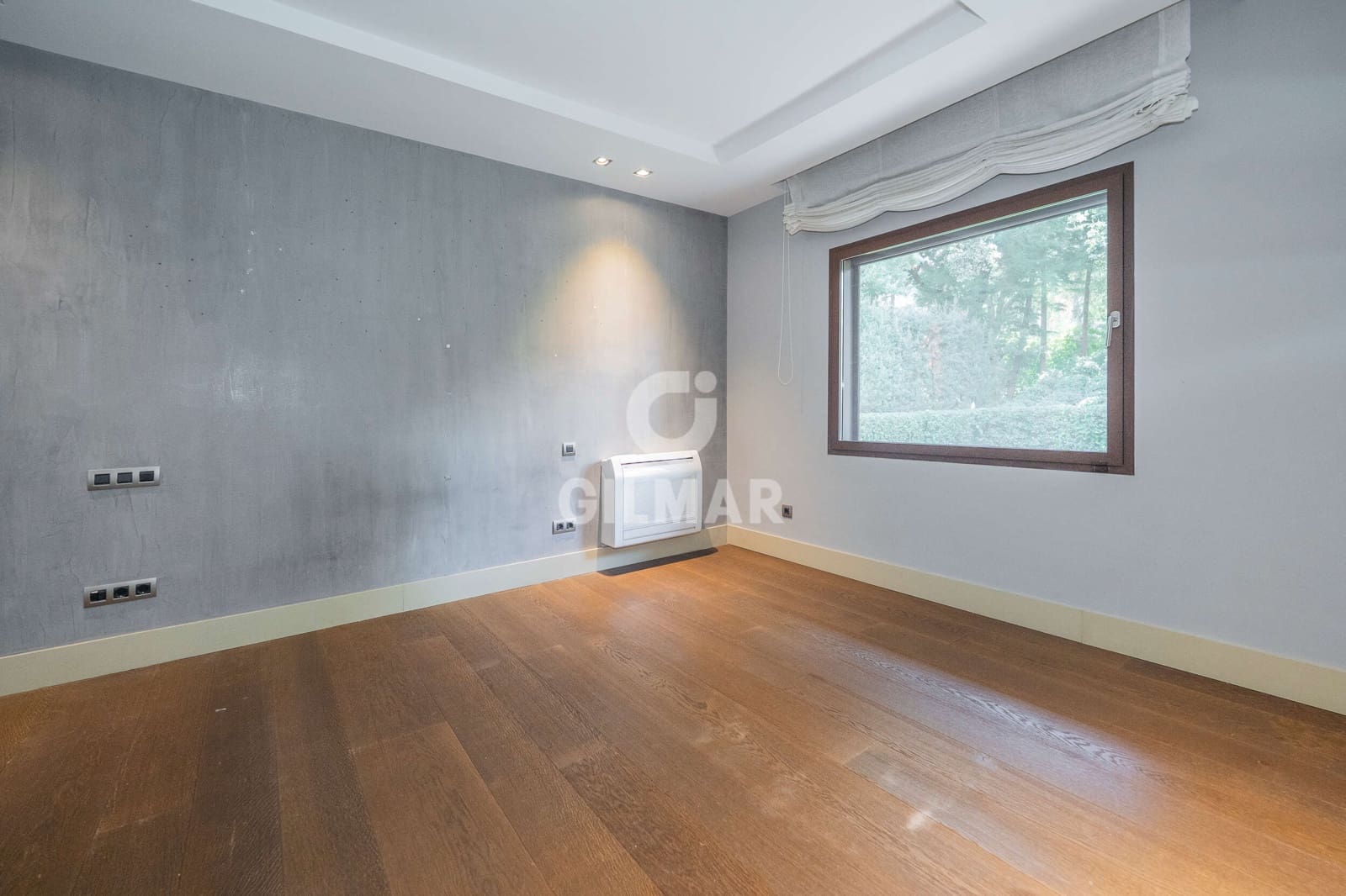 5 soveværelse Villa til salg i San Sebastian de los Reyes med swimmingpool garage - € 2.650.000 (Ref: 9273200)