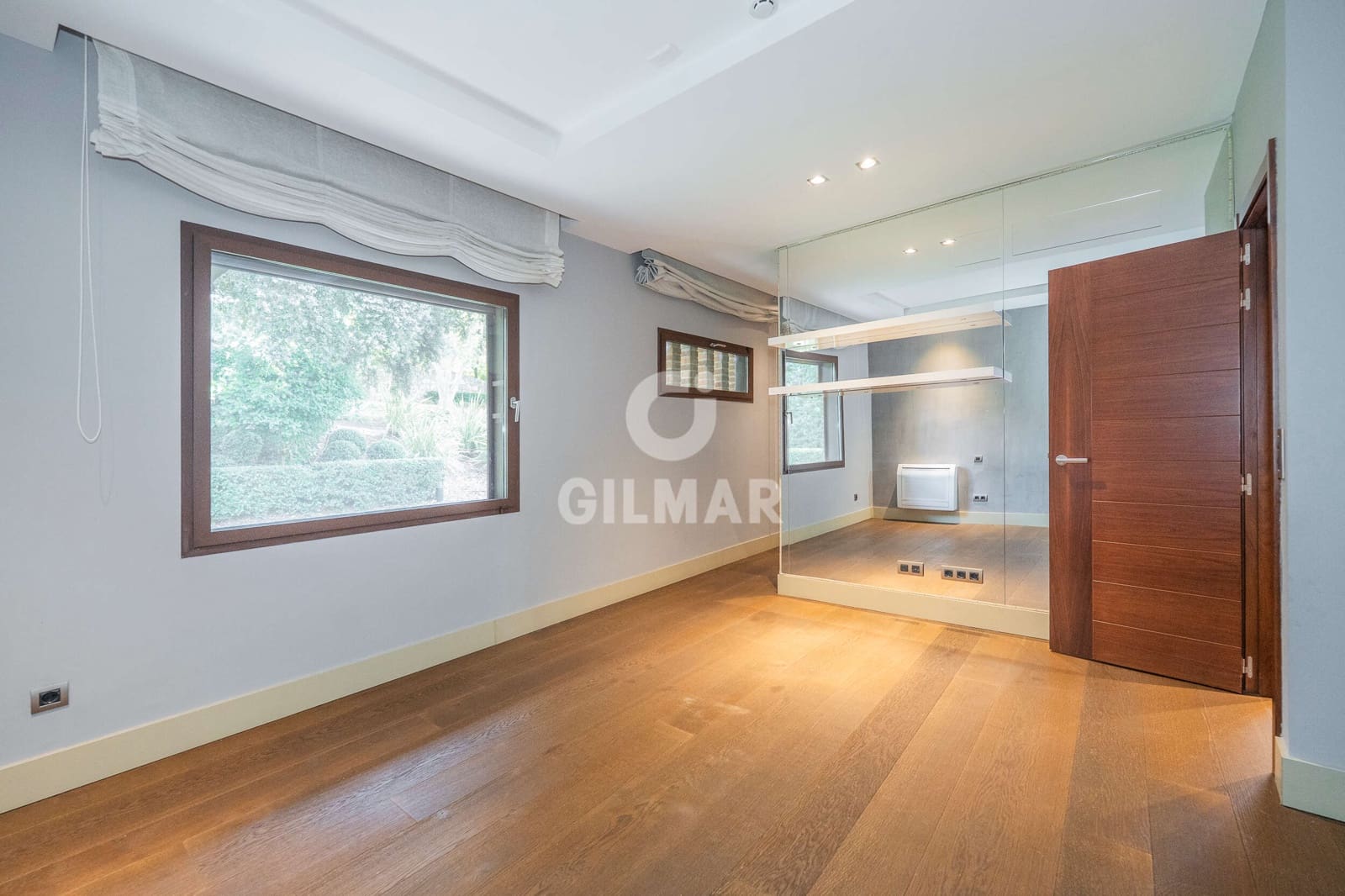 5 soveværelse Villa til salg i San Sebastian de los Reyes med swimmingpool garage - € 2.650.000 (Ref: 9273200)