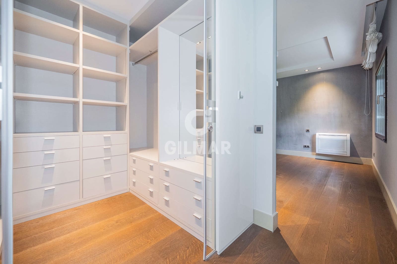 5 soveværelse Villa til salg i San Sebastian de los Reyes med swimmingpool garage - € 2.650.000 (Ref: 9273200)