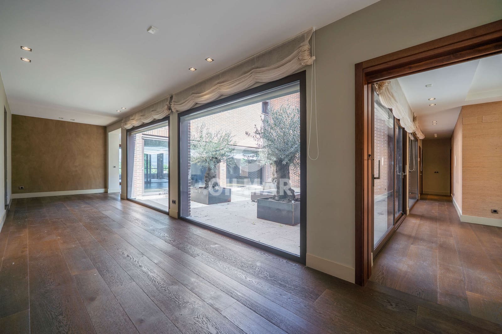 5 soveværelse Villa til salg i San Sebastian de los Reyes med swimmingpool garage - € 2.650.000 (Ref: 9273200)