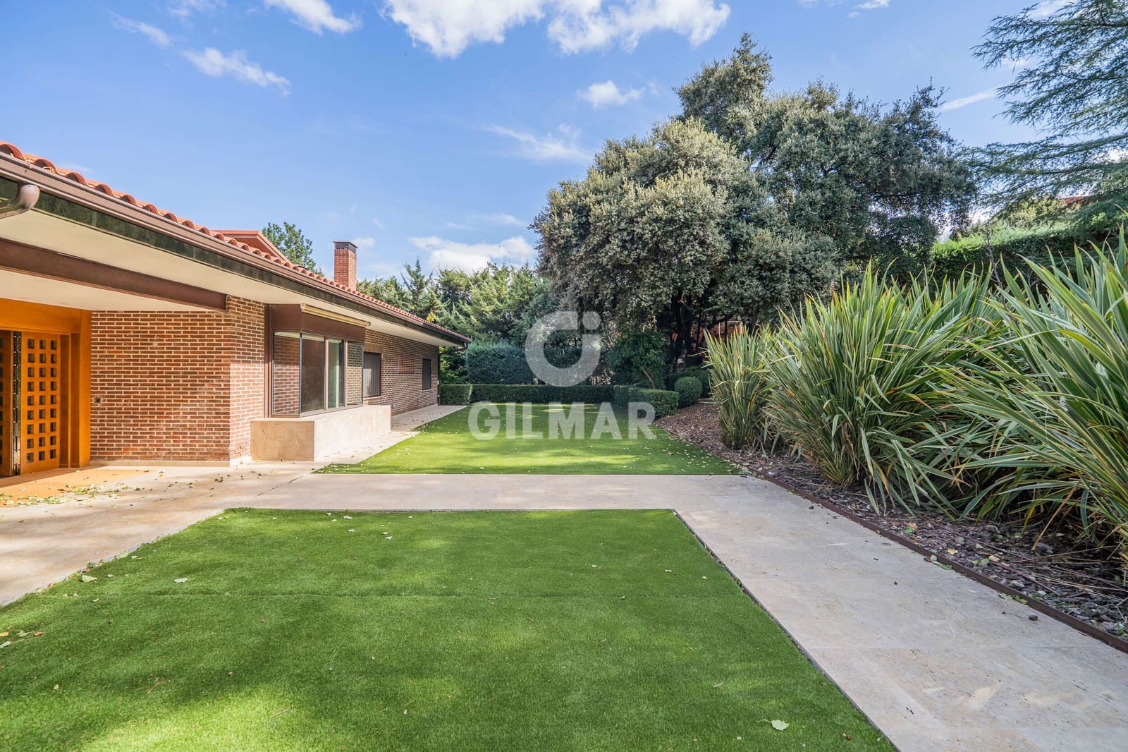 5 soveværelse Villa til salg i San Sebastian de los Reyes med swimmingpool garage - € 2.650.000 (Ref: 9273200)