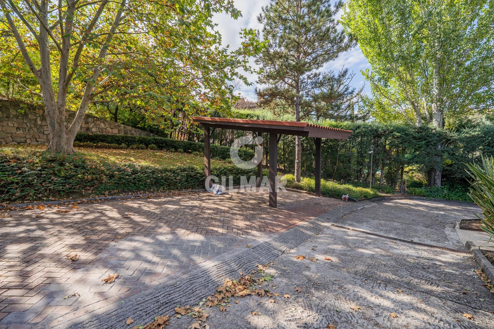 5 soveværelse Villa til salg i San Sebastian de los Reyes med swimmingpool garage - € 2.650.000 (Ref: 9273200)