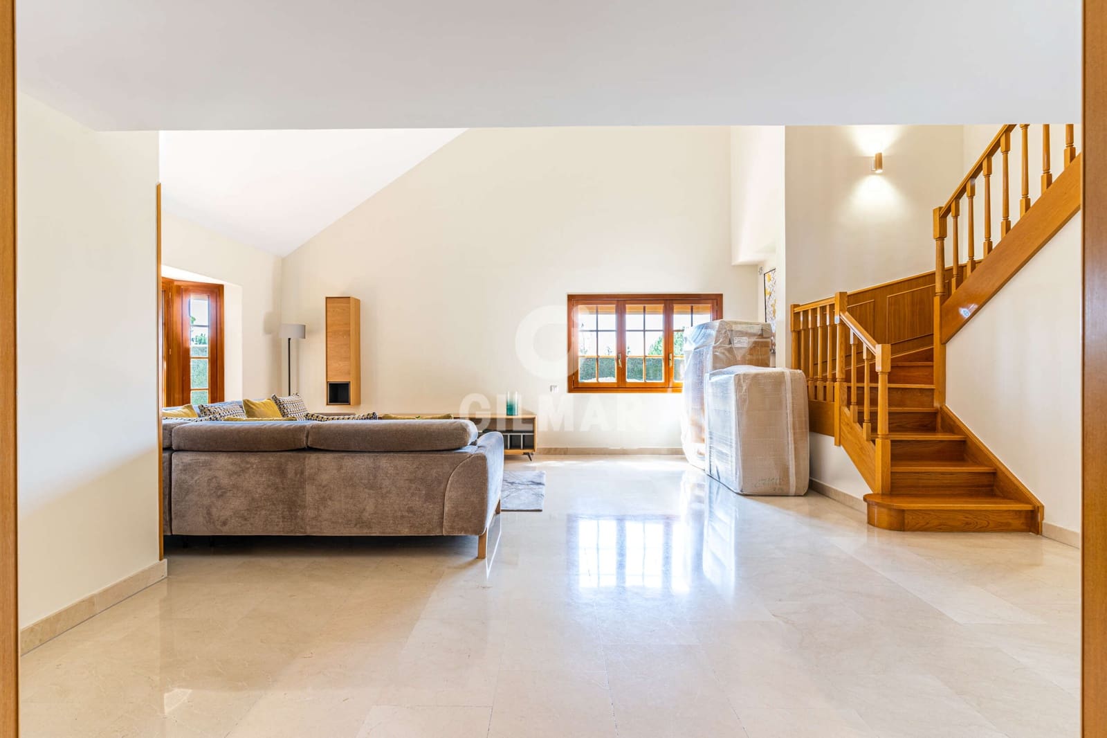 5 bedroom Villa for sale in Pozuelo de Alarcon with pool garage - € 1,950,000 (Ref: 9274614)