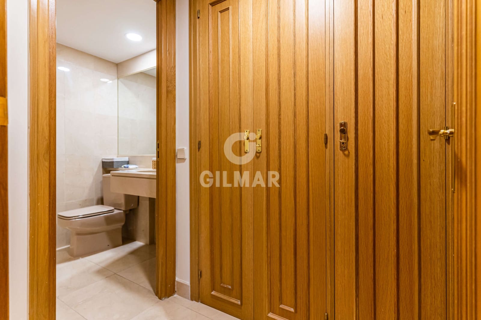 5 bedroom Villa for sale in Pozuelo de Alarcon with pool garage - € 1,950,000 (Ref: 9274614)