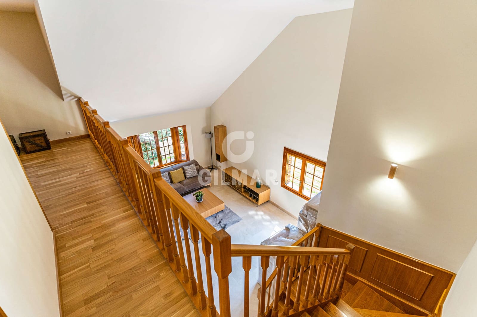 5 bedroom Villa for sale in Pozuelo de Alarcon with pool garage - € 1,950,000 (Ref: 9274614)