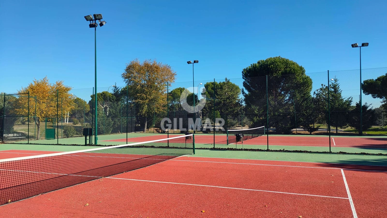 5 bedroom Villa for sale in Pozuelo de Alarcon with pool garage - € 1,950,000 (Ref: 9274614)