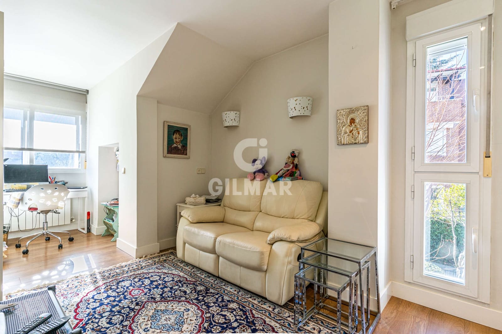 4 soveværelse Semi-Rækkehus til salg i Pozuelo de Alarcon med swimmingpool garage - € 1.650.000 (Ref: 9274616)