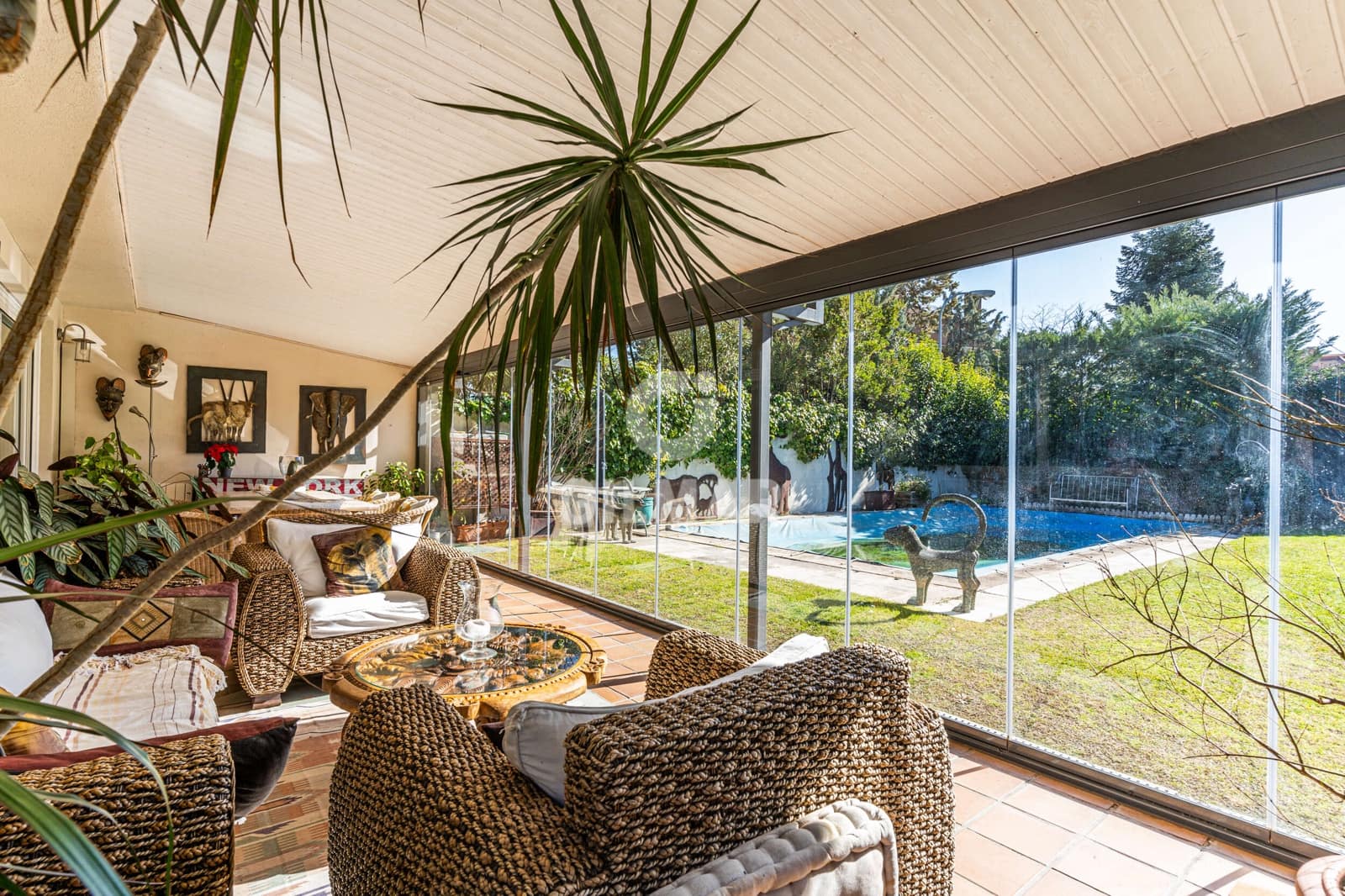 4 soveværelse Semi-Rækkehus til salg i Pozuelo de Alarcon med swimmingpool garage - € 1.650.000 (Ref: 9274616)