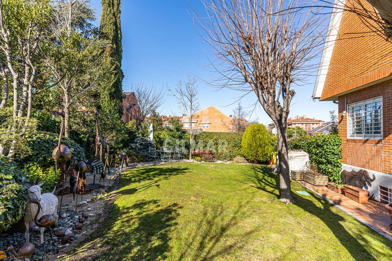 4 soveværelse Semi-Rækkehus til salg i Pozuelo de Alarcon med swimmingpool garage - € 1.650.000 (Ref: 9274616)