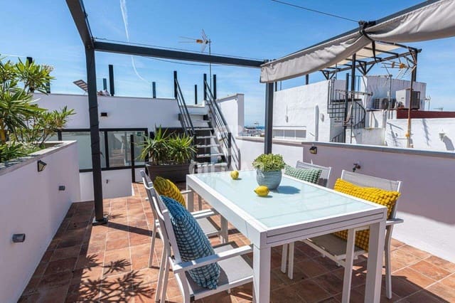 Adosado de 4 habitaciones en Conil de la Frontera en venta - 600.000 € (Ref: 9275251)