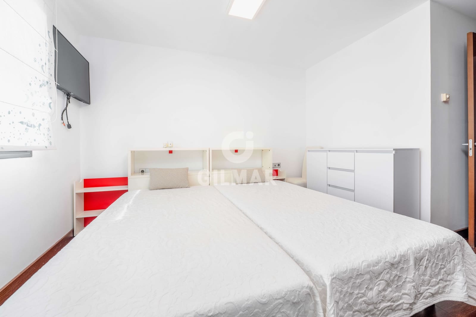 5 makuuhuone Kattohuoneisto myytävänä paikassa El Puerto de Santa Maria mukana uima-altaan 
autotalli - 1 280 000 € (Ref: 9275252)