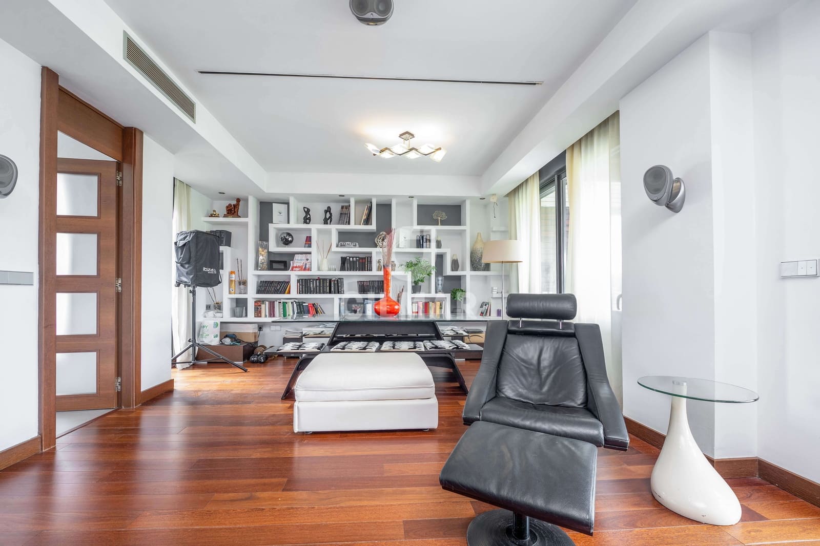 5 makuuhuone Kattohuoneisto myytävänä paikassa El Puerto de Santa Maria mukana uima-altaan 
autotalli - 1 280 000 € (Ref: 9275252)