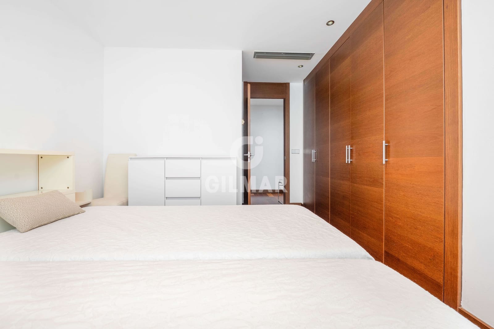 5 makuuhuone Kattohuoneisto myytävänä paikassa El Puerto de Santa Maria mukana uima-altaan 
autotalli - 1 280 000 € (Ref: 9275252)