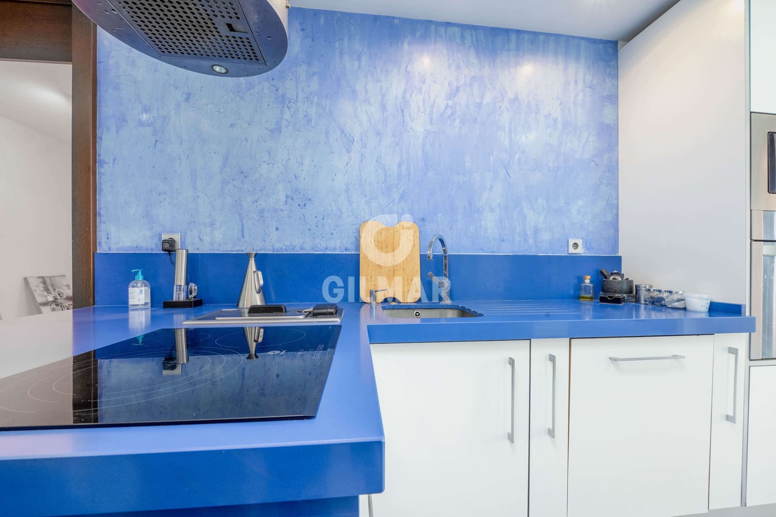 5 makuuhuone Kattohuoneisto myytävänä paikassa El Puerto de Santa Maria mukana uima-altaan 
autotalli - 1 280 000 € (Ref: 9275252)