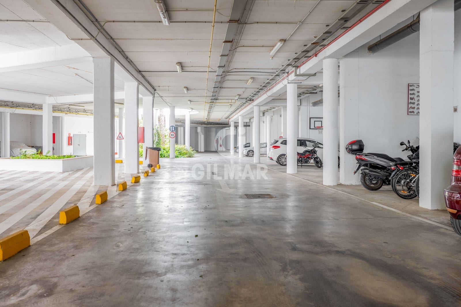 5 makuuhuone Kattohuoneisto myytävänä paikassa El Puerto de Santa Maria mukana uima-altaan 
autotalli - 1 280 000 € (Ref: 9275252)